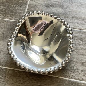 Mariposa 7” Wavy Pearled Bowl New